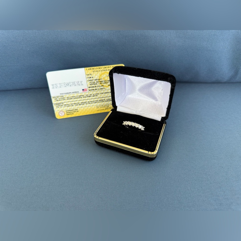 FINAL PRICE‼️ 14k White Gold 1 Carat T.W. IGI Certified Lab-Grown Diamond Ring